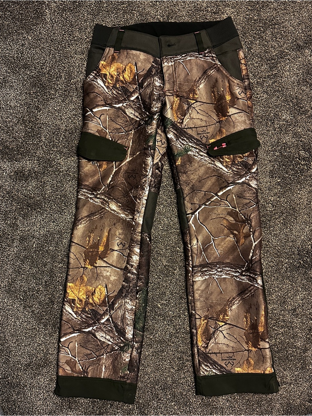 Under Armour Women's Camo hunting pants